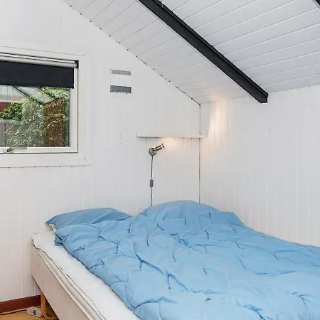 Feriehus 4 Person Holiday In Esbjerg V Hjerting