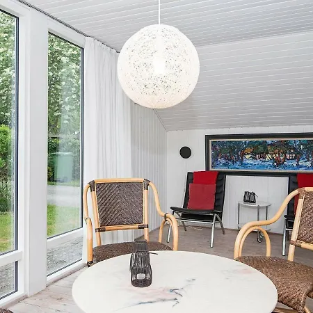 Feriehus 4 Person Holiday In Esbjerg V Hjerting